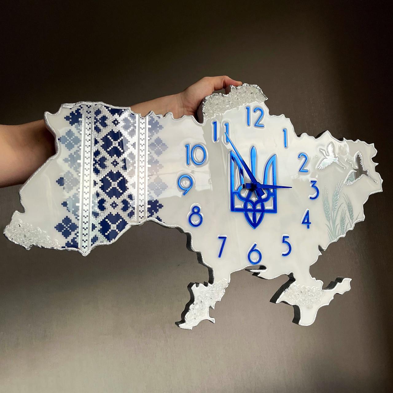 Часы настенные из эпоксидной смолы Карта Украины 50x32 см