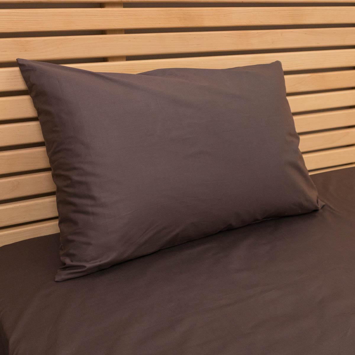 Наволочка на подушку YouStar сатин гладкофарбований 135 г/м2 50х50 см 1 шт. Шоколад (nav-sg-50x50-shoko) - фото 1 Наволочка на подушку YouStar сатин гладкофарбований 135 г/м2 50х50 см 1 шт. Шоколад (nav-sg-50x50-shoko) - фото 1