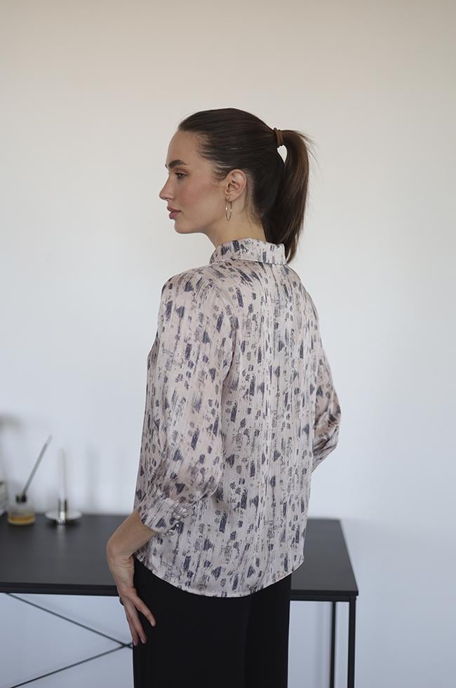Блуза Lipar 2959 сатиновая принт р. 52 Капучино (16947471) - фото 2 Блуза Lipar 2959 сатиновая принт р. 52 Капучино (16947471) - фото 2