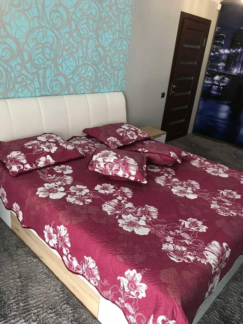 Покривало євро 220х240 см з наволочками 2 шт. 50x70 см/2 шт. 50x50 см Червоний (П4К-Al-pokr4-009) - фото 3