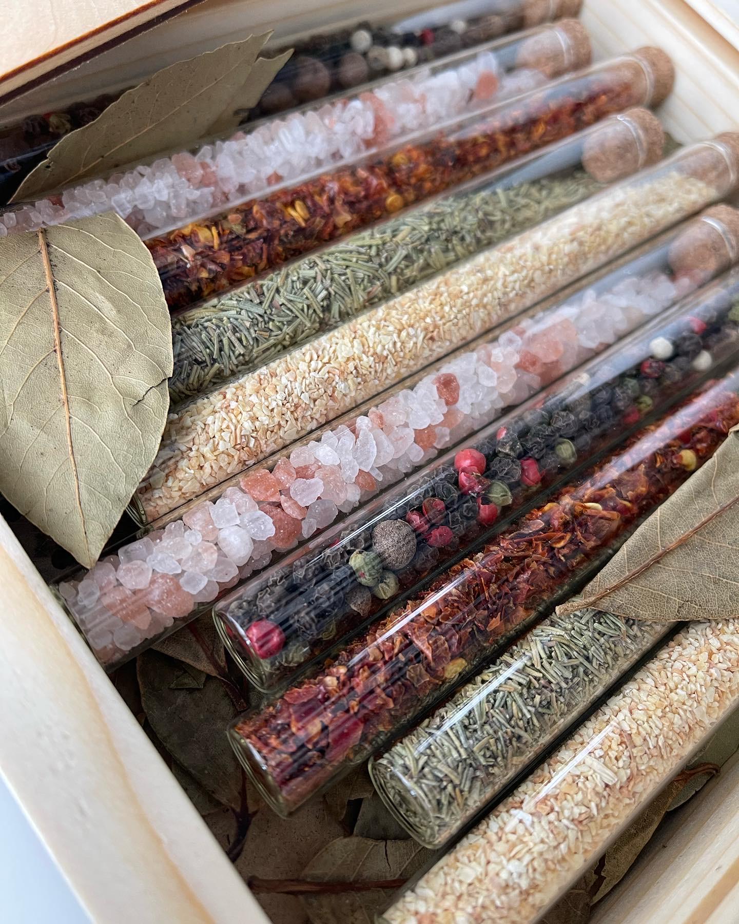 Подарочный набор специй бокс деревянный (242) - фото 5 Подарочный набор специй бокс деревянный (242) - фото 5