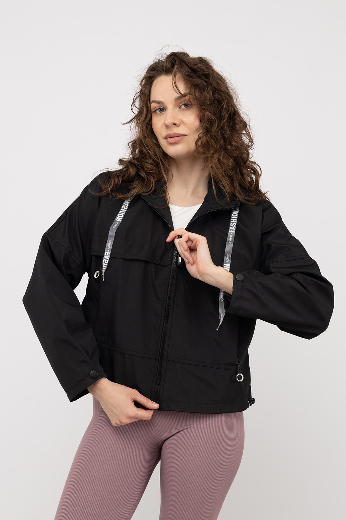 Вітровка жіноча р. 46 Чорний (SKT000983521) - фото 4 Вітровка жіноча р. 46 Чорний (SKT000983521) - фото 4