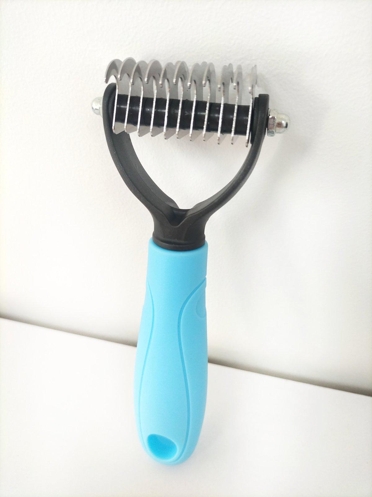 Щетка для вычесывания колтунов и подшерстка для животных двусторонняя (КОВ0102б)