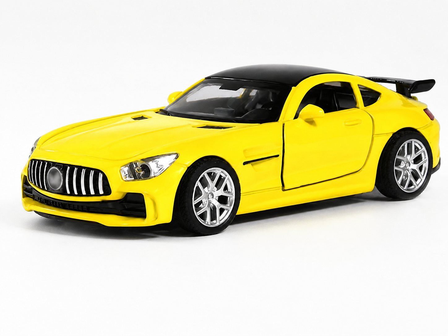 Машинка гоночная игрушечная AMG GT R 1:32 (1008-943-02)