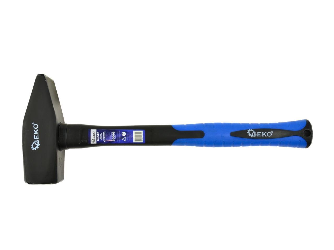 Молоток слюсара GeKo premium з ручкою зі скловолокна покритого TPR 2,0 кг (G72269) Молоток слюсара GeKo premium з ручкою зі скловолокна покритого TPR 2,0 кг (G72269)
