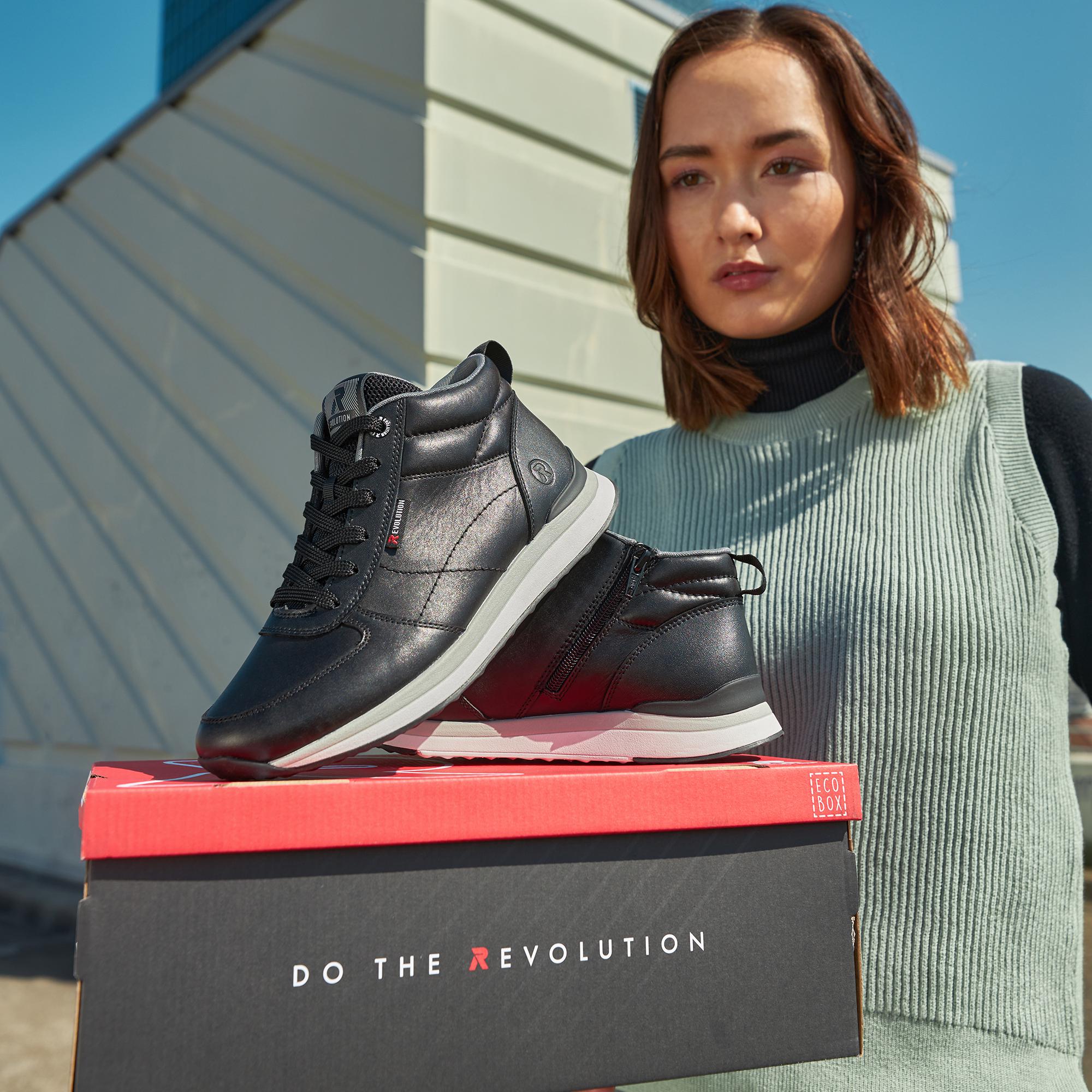 Кроссовки женские осенние Rieker Evolution р. 40 Черный (056370-40) - фото 14 Кроссовки женские осенние Rieker Evolution р. 40 Черный (056370-40) - фото 14