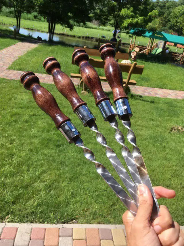 Набір шампурів Кільце з дерев'яною ручкою 4 шт. 40 см (SKK72) - фото 4 Набір шампурів Кільце з дерев'яною ручкою 4 шт. 40 см (SKK72) - фото 4