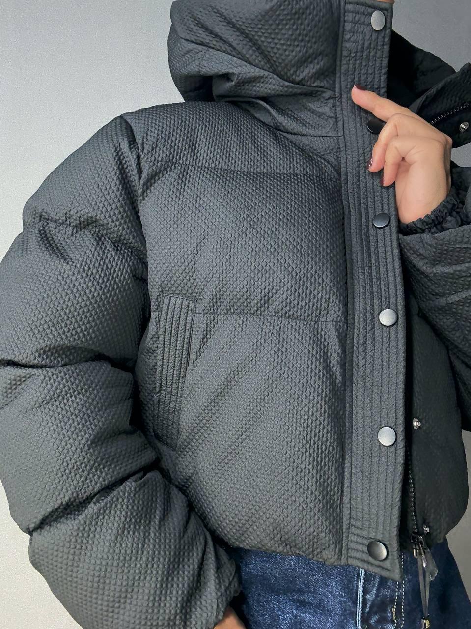 Куртка женская LADY YEP 10039 вафельная пуффер оверсайз с капюшоном р. 42 Черный (4887) - фото 4 Куртка женская LADY YEP 10039 вафельная пуффер оверсайз с капюшоном р. 42 Черный (4887) - фото 4