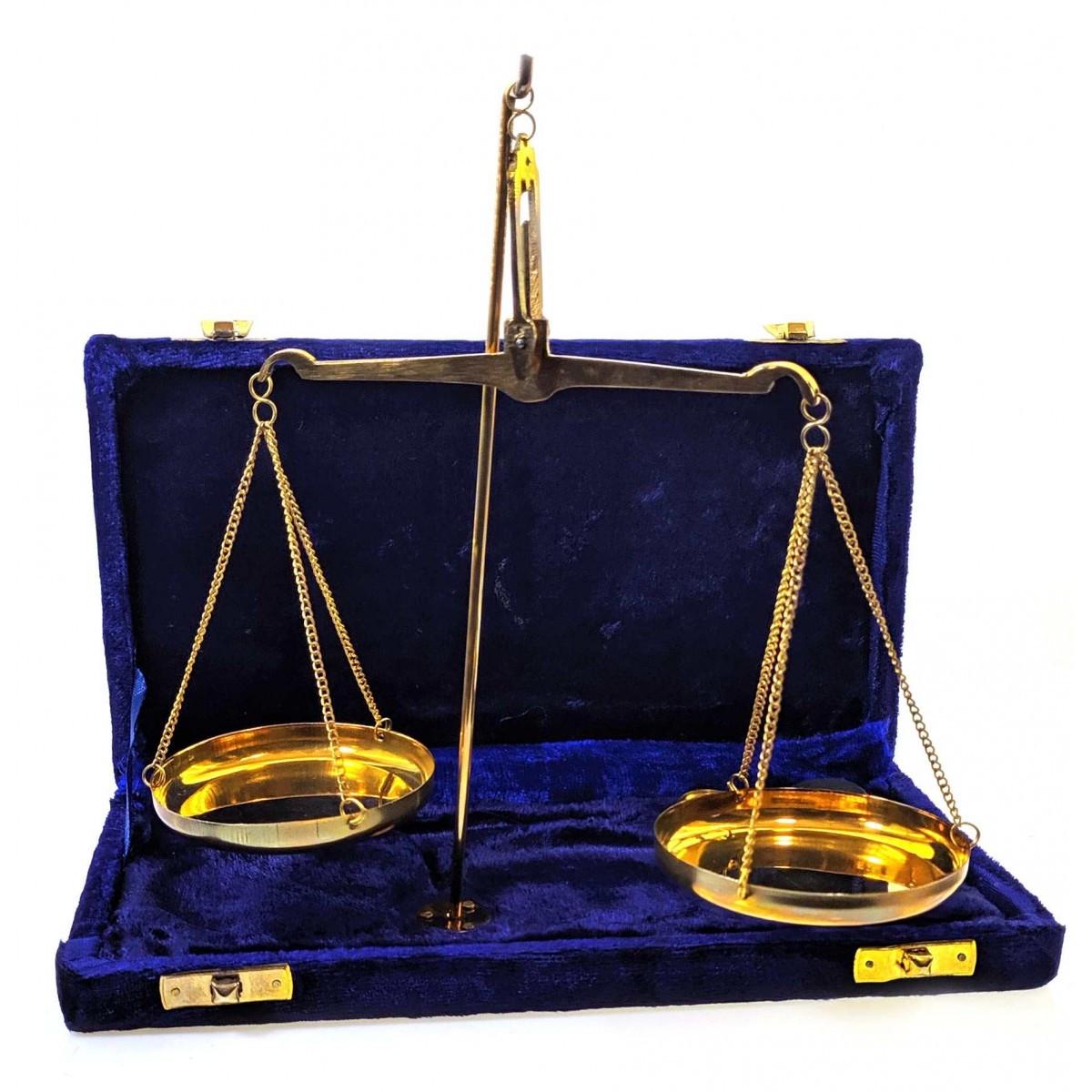 Весы бронзовые 25х13х3 см (33971)