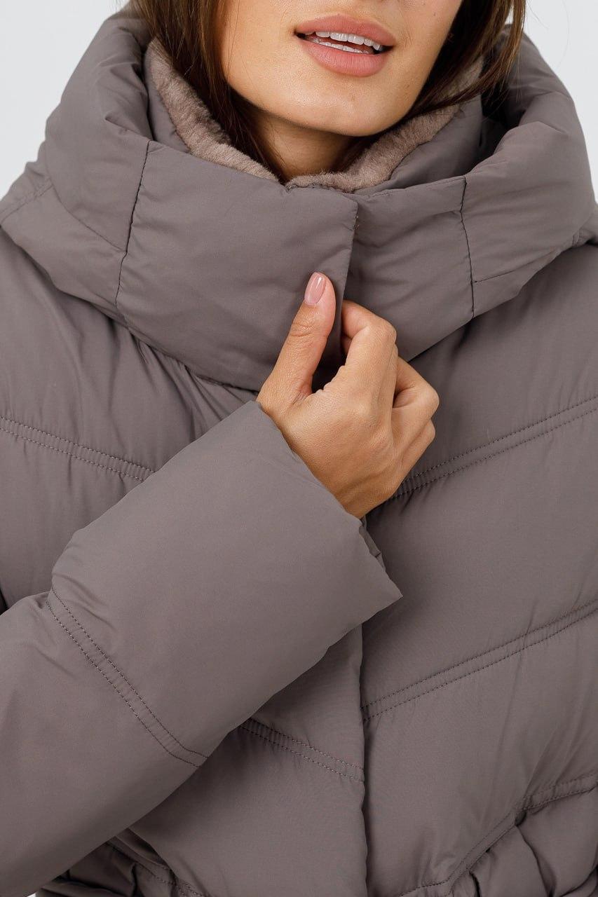 Пуховик приталений Foda р. 50 Кавовий (51242s\50) - фото 3 Пуховик приталений Foda р. 50 Кавовий (51242s\50) - фото 3