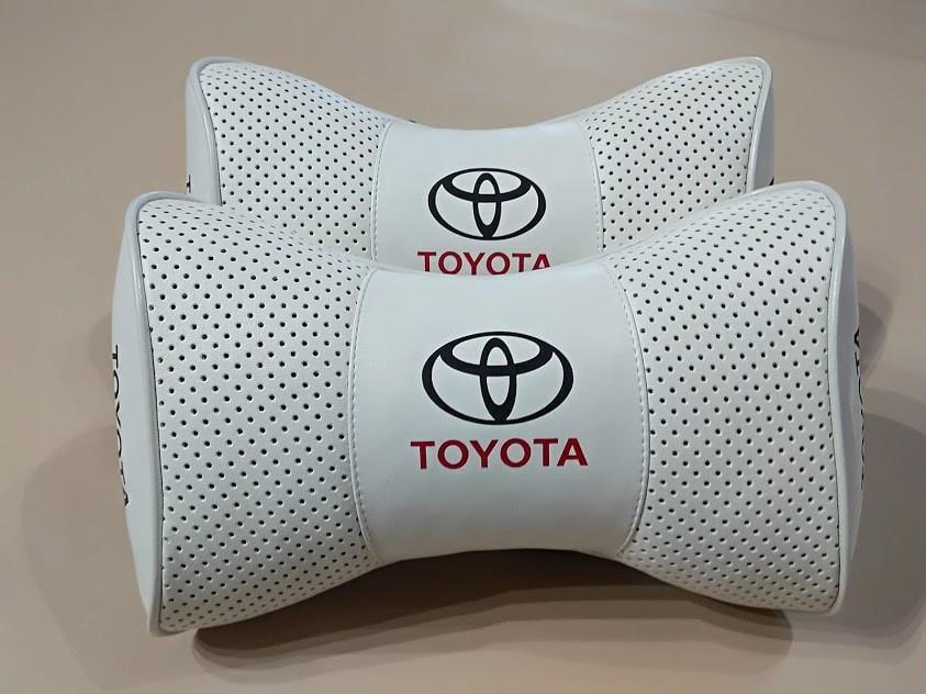 Подушка на подголовник авто Toyota 2 шт. (00357)