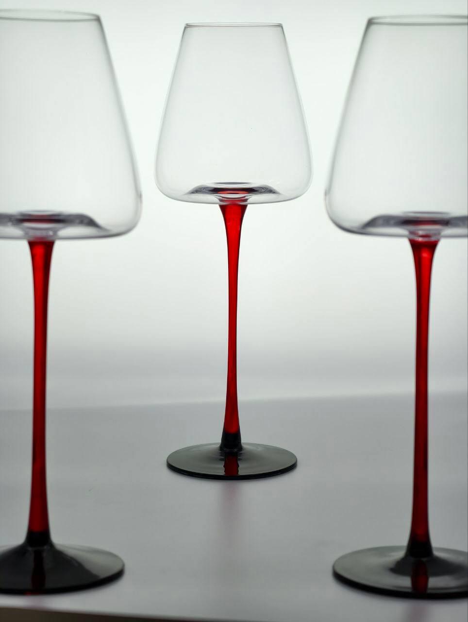 Набір келихів Червоний стиль 6 шт. 570 мл Прозорий (102-776) - фото 2 Набір келихів Червоний стиль 6 шт. 570 мл Прозорий (102-776) - фото 2