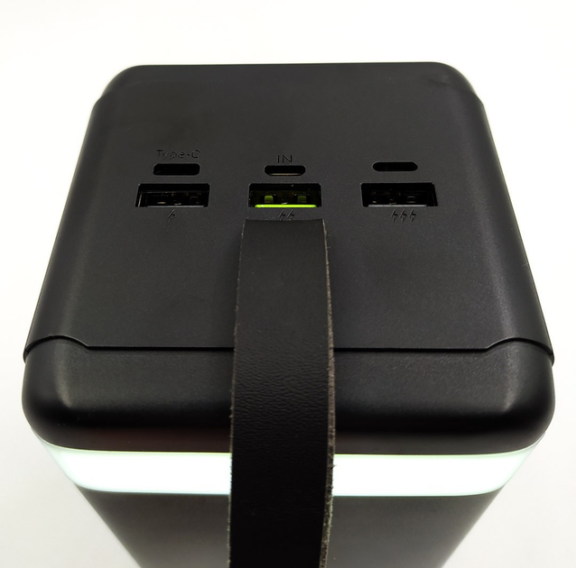 Повербанк XO-PR160 80000 mAh з ліхтариком з індикатором Чорний (29209) - фото 3 Повербанк XO-PR160 80000 mAh з ліхтариком з індикатором Чорний (29209) - фото 3