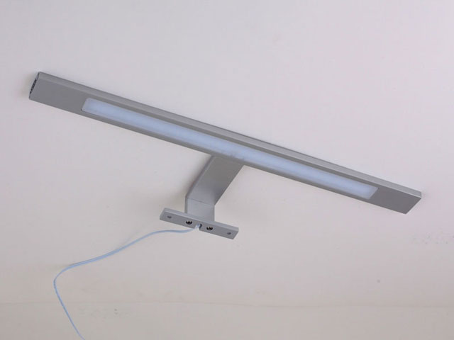 Светильник для ванной комнаты LED Aqua-World LEDEA 6W 500lm 400х110х35 мм Хром (ЛС001.Хр) Светильник для ванной комнаты LED Aqua-World LEDEA 6W 500lm 400х110х35 мм Хром (ЛС001.Хр)