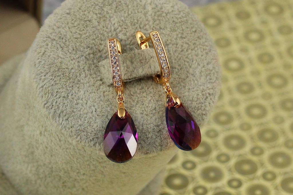 Серьги Xuping Jewelry Капля Сваровский фиолетовый камень 3,5 см Золотистый (2605814851)