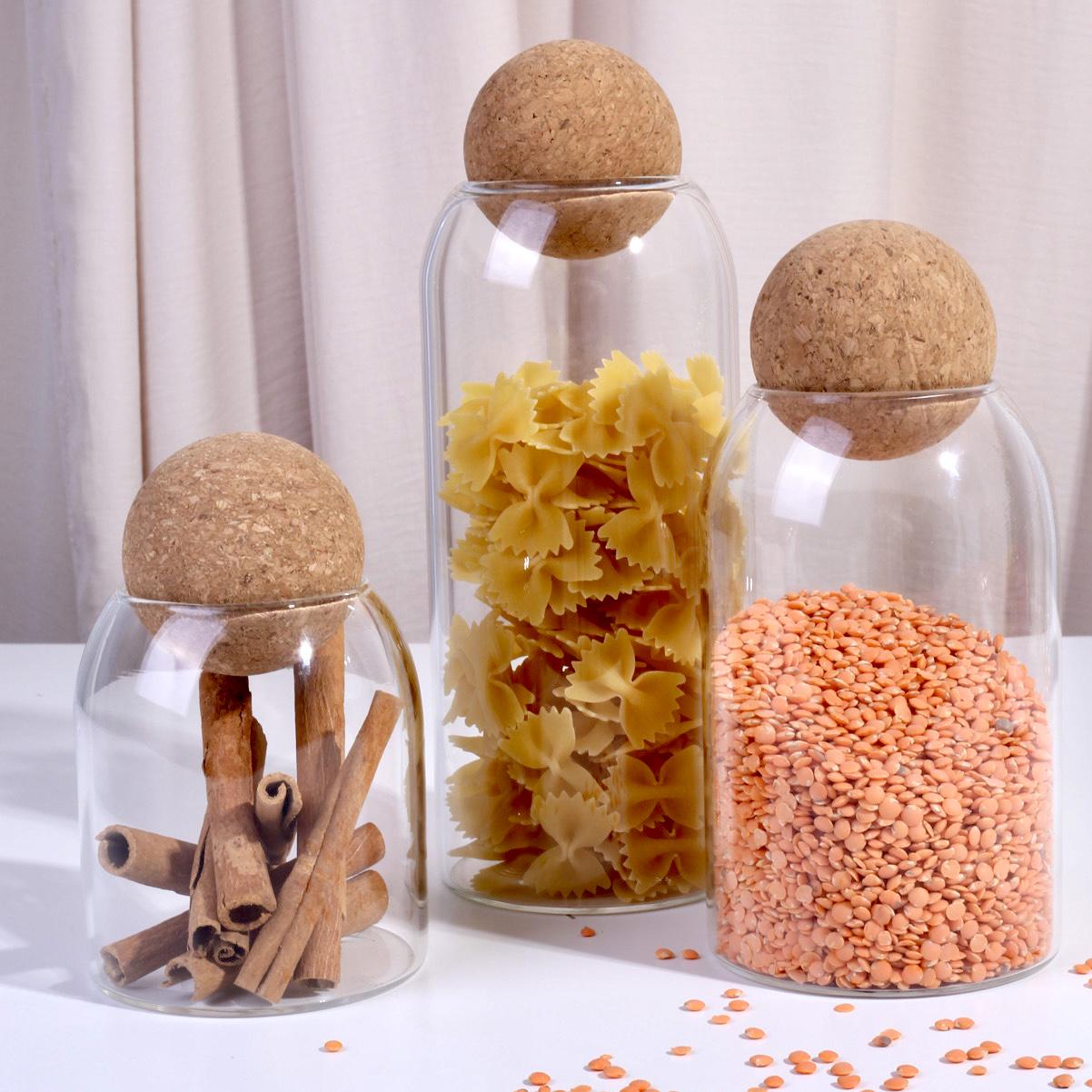 Набор стеклянных емкостей с пробковой крышкой-шаром 3 шт. - фото 3 Набор стеклянных емкостей с пробковой крышкой-шаром 3 шт. - фото 3