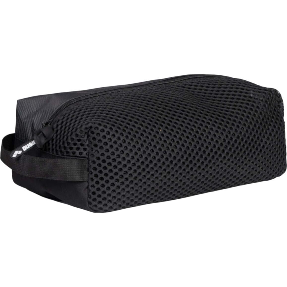 Косметичка Arena ONE GO POCKET BAG 7L Черный (010242-100)