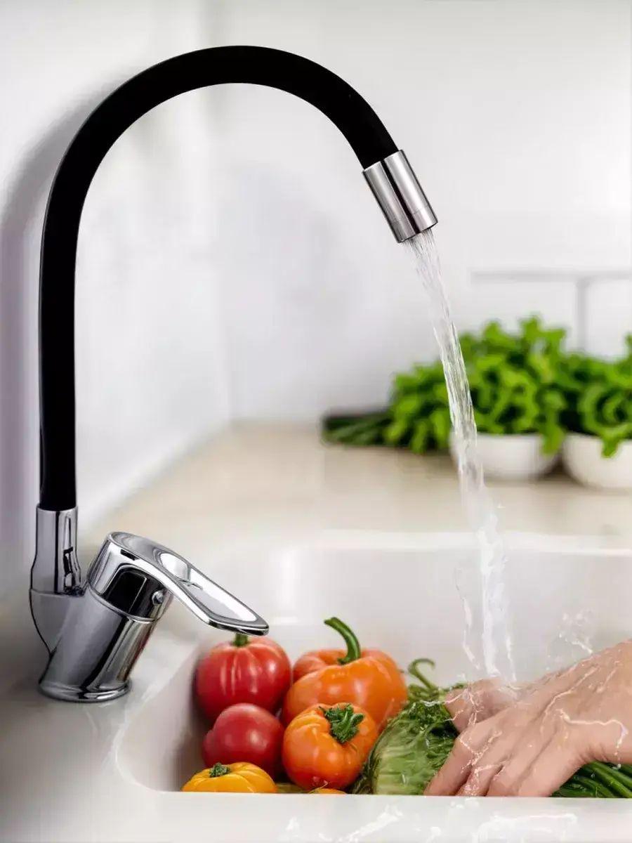 Смеситель гибким краном для ванной и кухни Water tap HA-181 47 см 8 л/мин 1/2 с аэратором хромированная поверхность