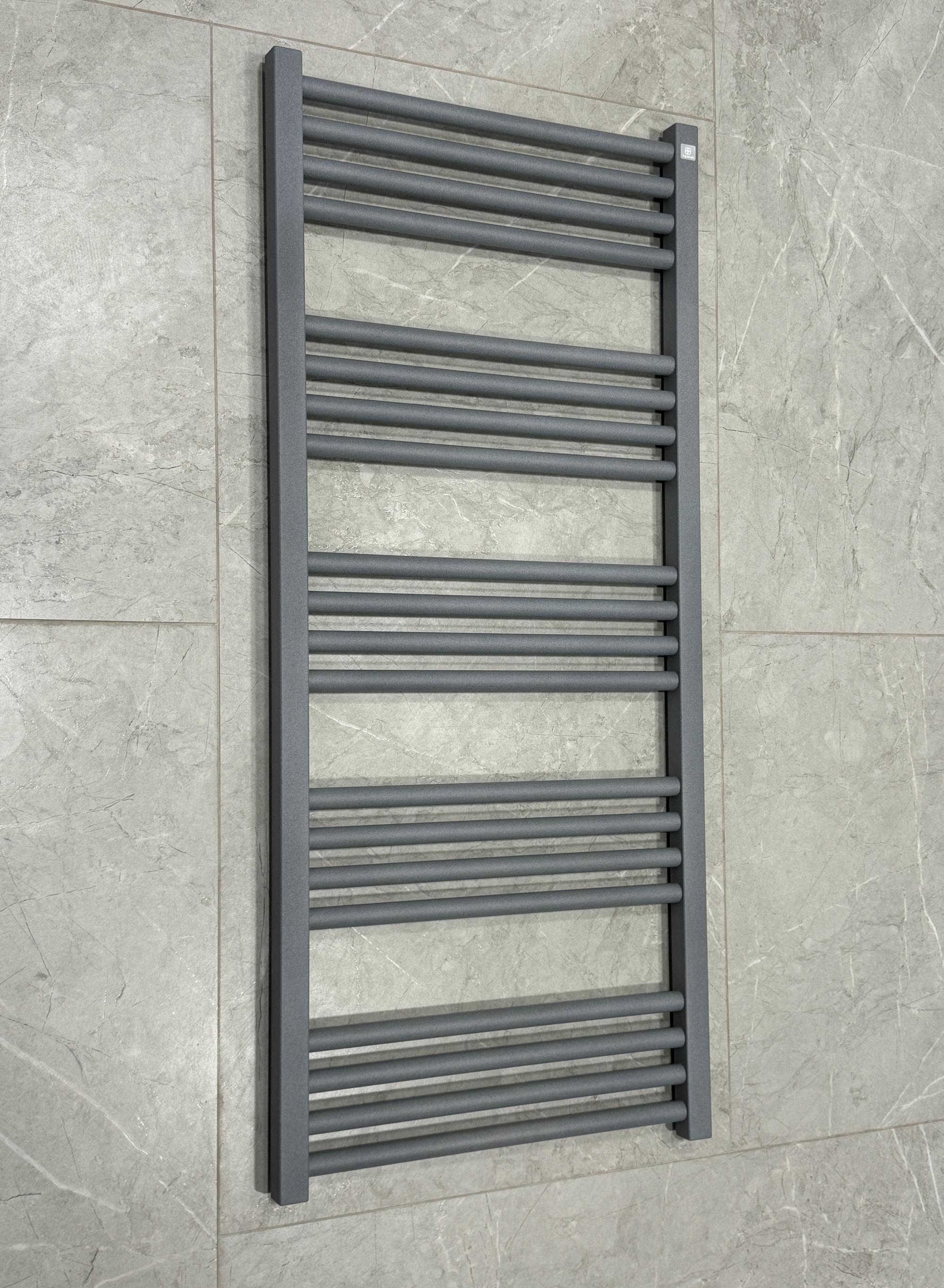 Полотенцесушитель водяной Terma Fiona 1140x500 мм Salt&Pepper (496)
