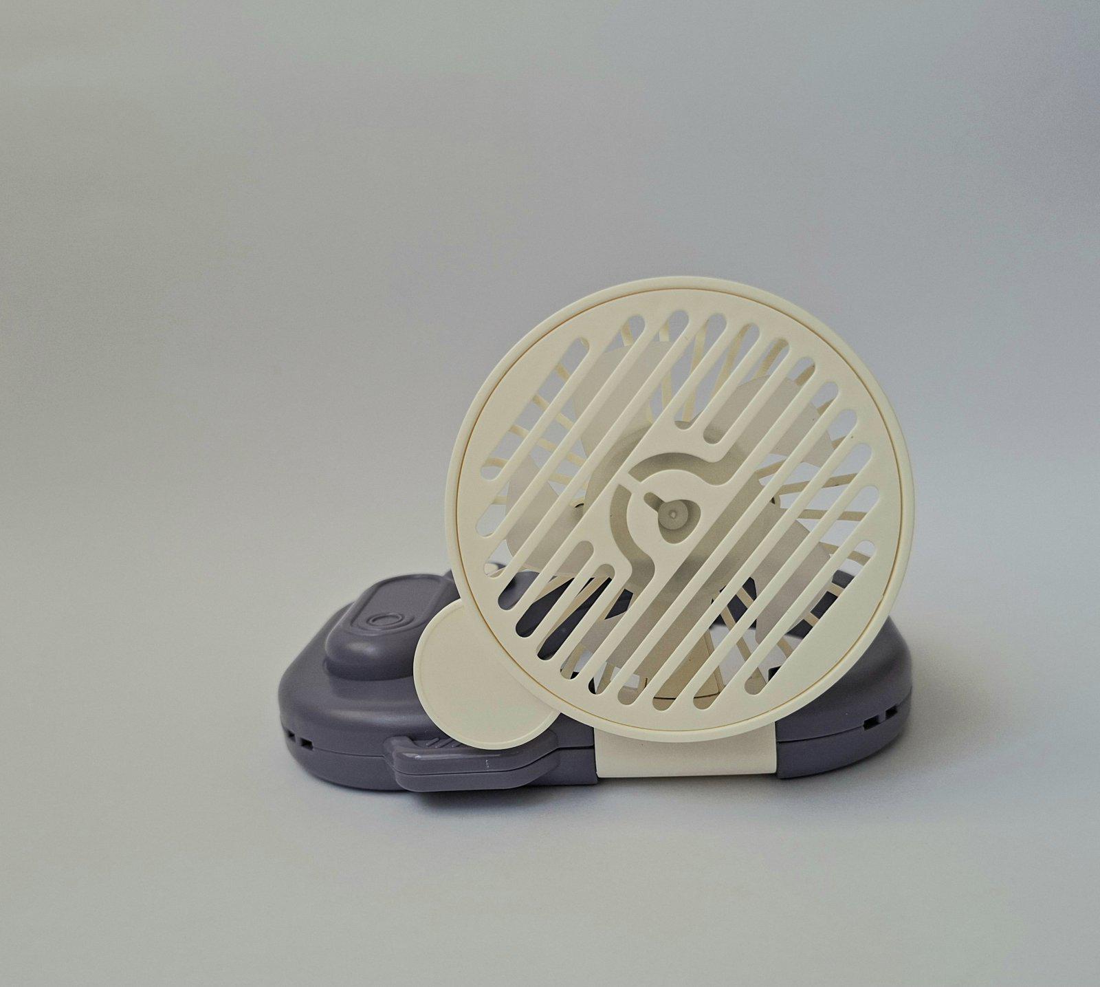 Вентилятор портативний акумуляторний Камери 0808-13 фіолетовий - фото 4 Вентилятор портативний акумуляторний Камери 0808-13 фіолетовий - фото 4