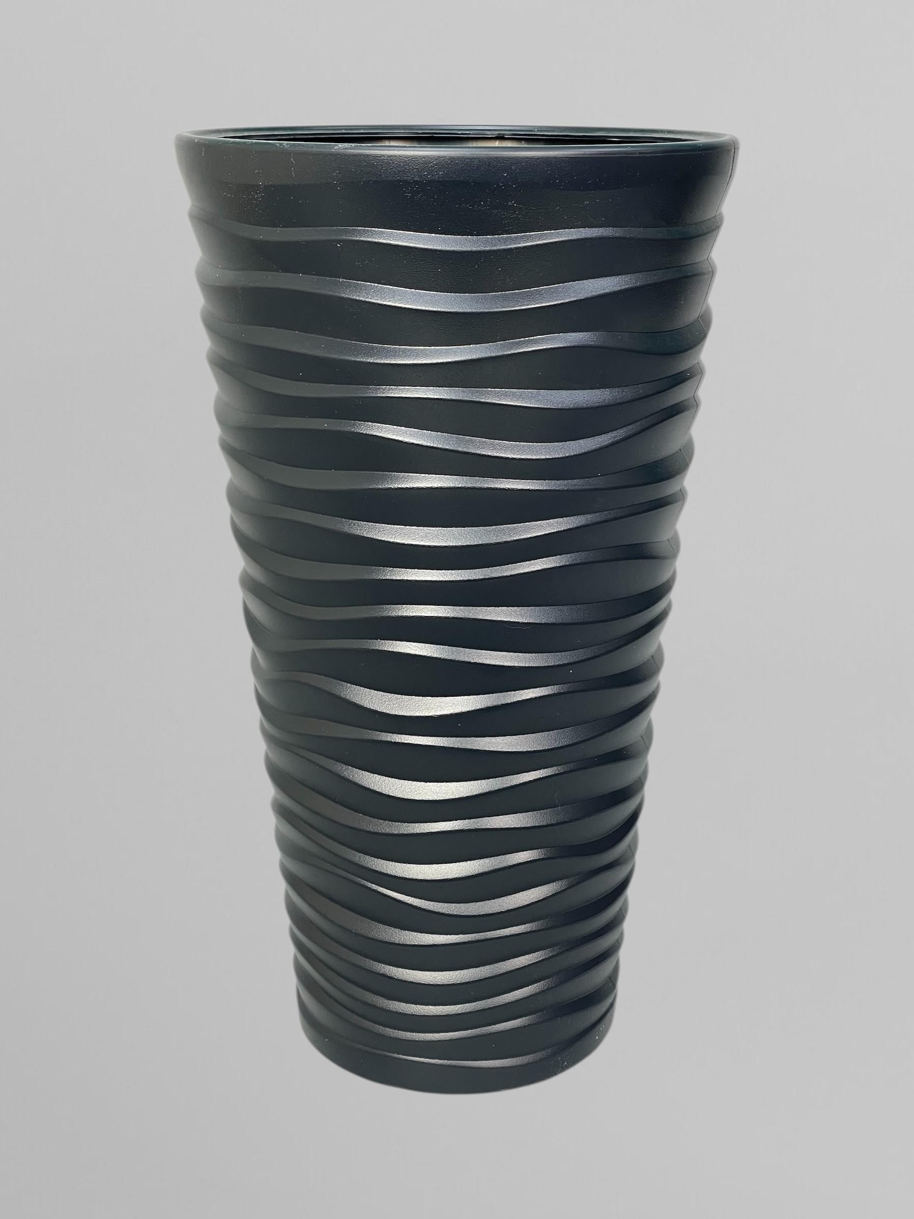 Горщик для квітів підлоговий Sand пластиковий 22 л Антрацит (Г11018)