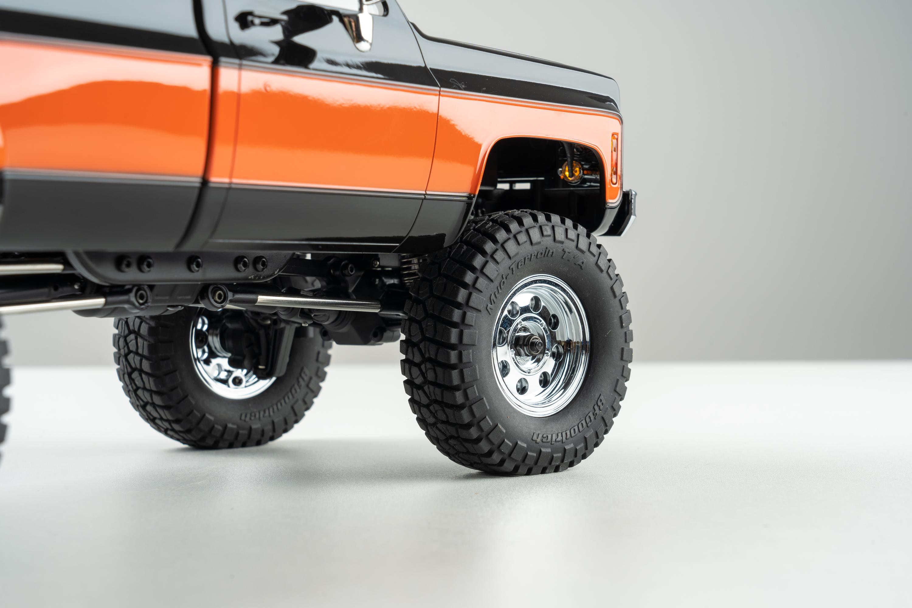 Машинка на радиоуправлении FMS 1:18 Chevrolet K10 RTR Черный - фото 40 Машинка на радиоуправлении FMS 1:18 Chevrolet K10 RTR Черный - фото 40