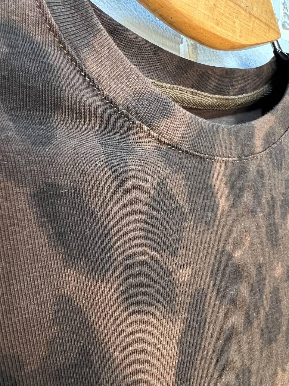 Реглан жіночий A-N 993 лонгслів леопардовий принт OS Коричневий (3187) - фото 2 Реглан жіночий A-N 993 лонгслів леопардовий принт OS Коричневий (3187) - фото 2