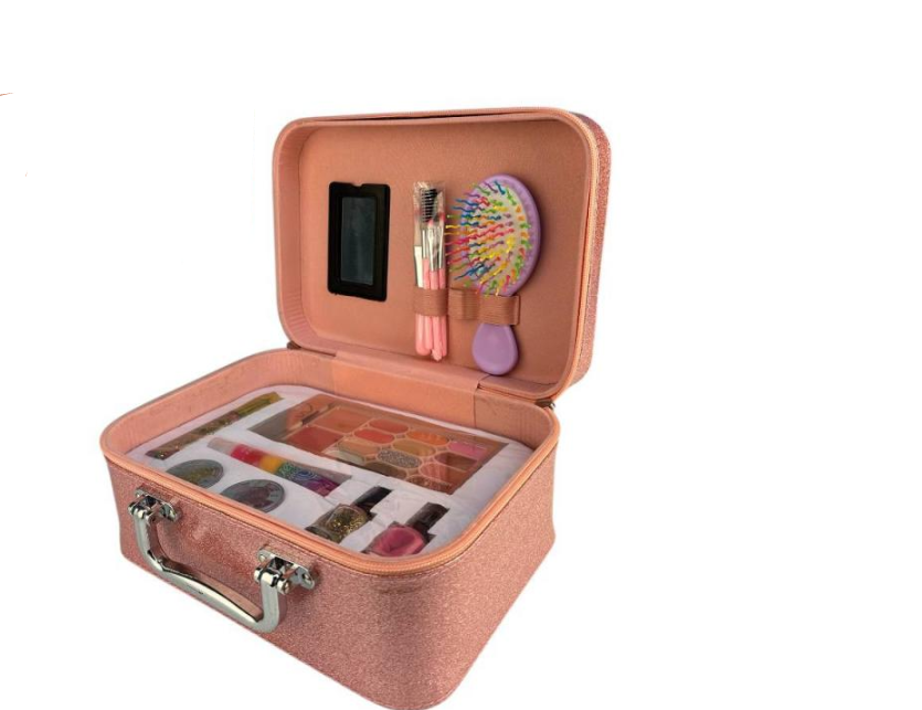 Набор детской косметики с косметичкой (D17-130)