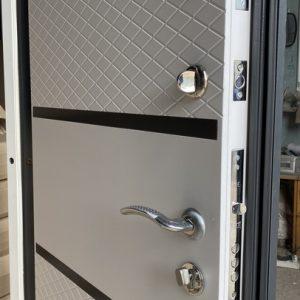 Дверь входная Redfort Грация 960х2040 мм Антрацитовый/Белый матовый (23332057) - фото 9 Дверь входная Redfort Грация 960х2040 мм Антрацитовый/Белый матовый (23332057) - фото 9