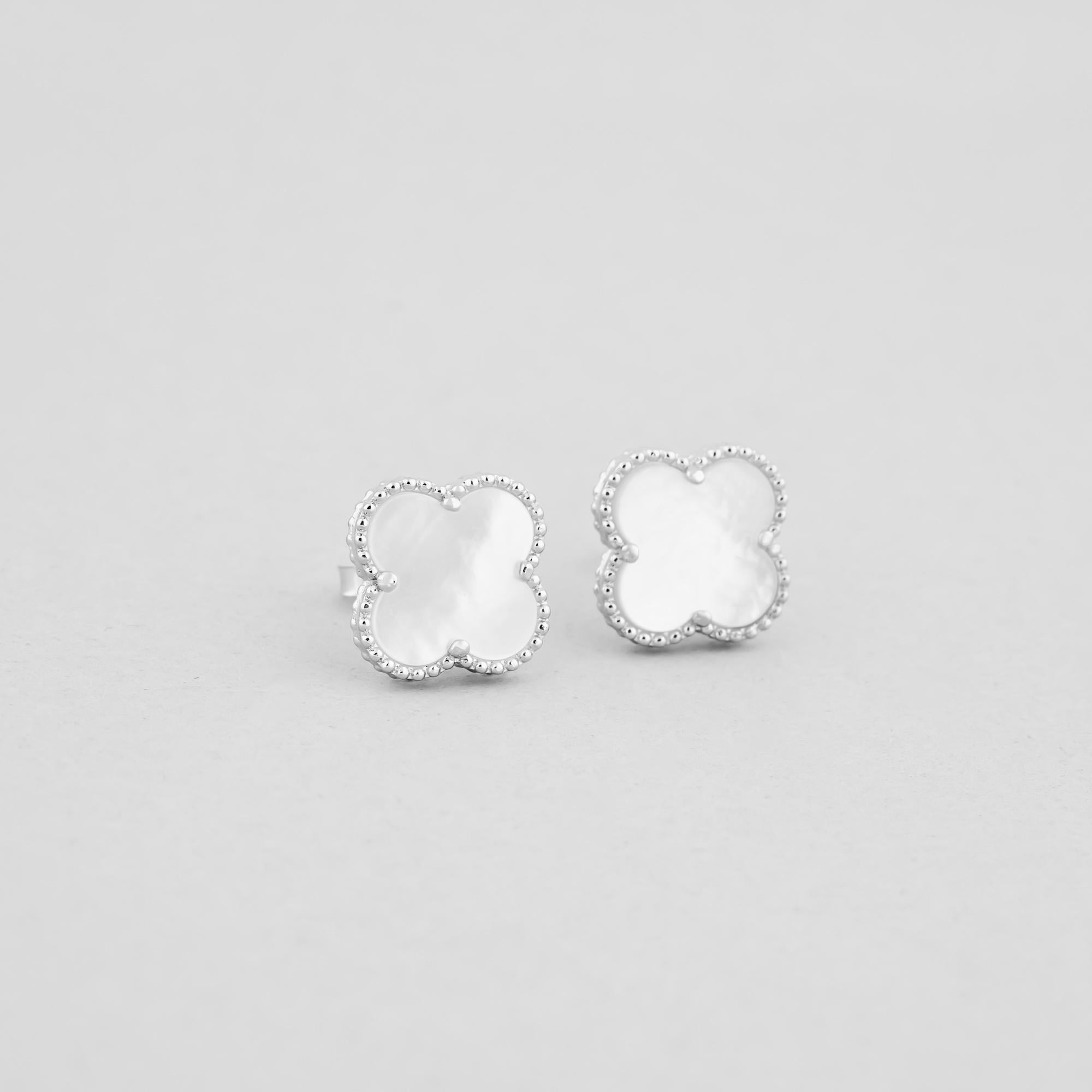 Серебряные серьги Minimal Власть (14500)