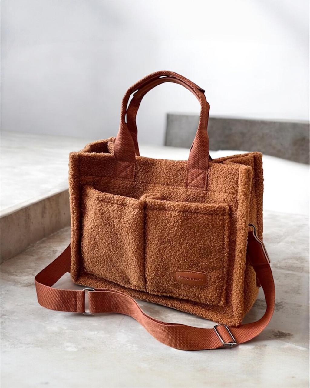 Женская сумка Тедди с короткими ручками и регулируемым ремнем на магните Коричневый (С003)