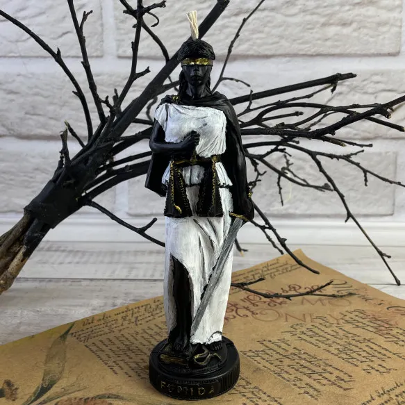 Свеча восковая Фемида (1073) Свеча восковая Фемида (1073)