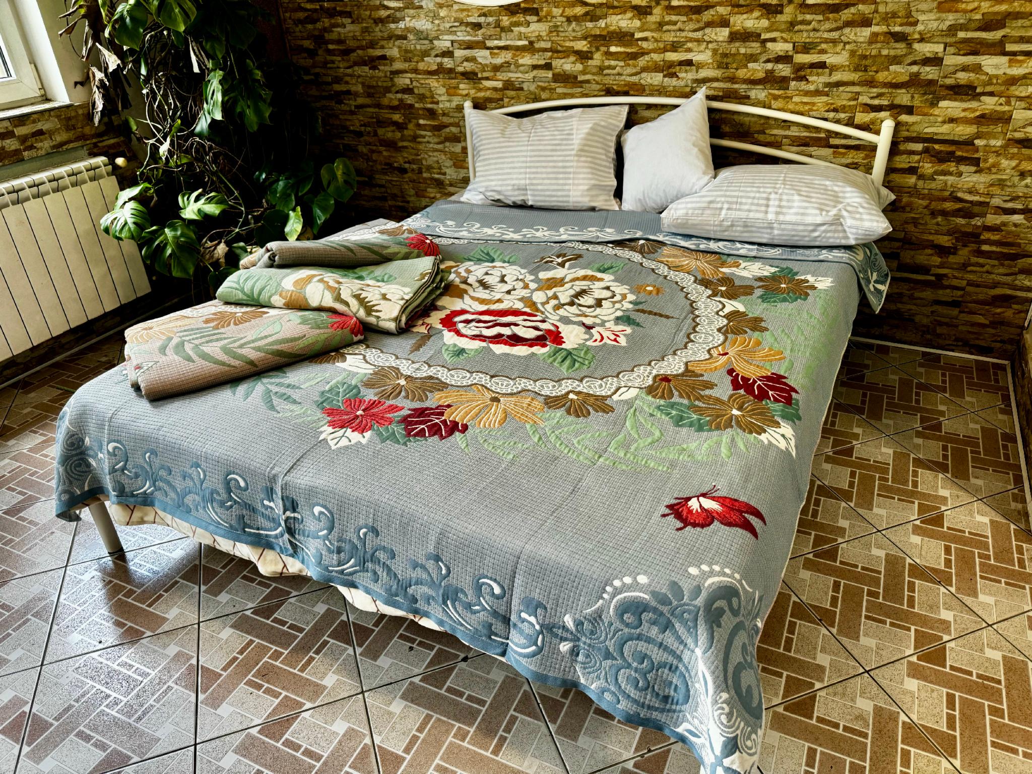 Простынь из льна Цветочки евро 200х230 см Синий (L5517-C/WP/x230)