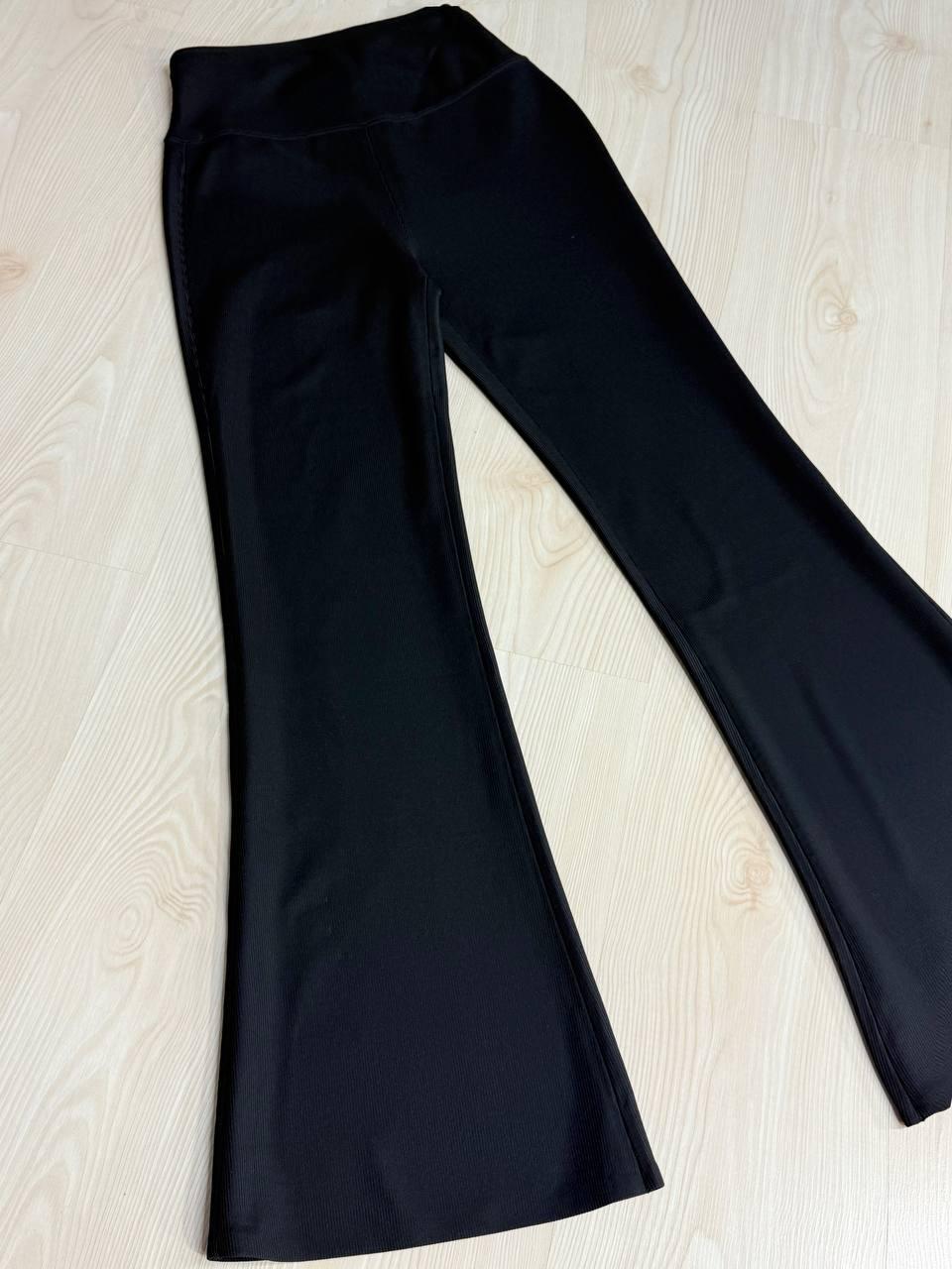 Лосины женские Kenalin W18 клеш утепленные с флисом пуш-ап XS Черный (5112) - фото 6 Лосины женские Kenalin W18 клеш утепленные с флисом пуш-ап XS Черный (5112) - фото 6