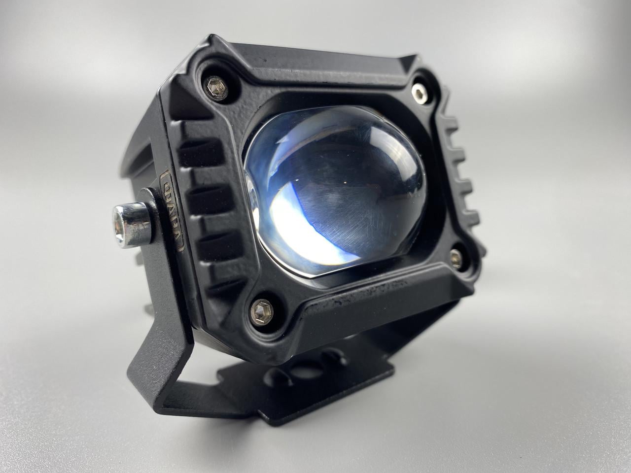 Фара Led квадрат 20W дополнительная противотуманная led chip CREE 2525 с защитным кожухом