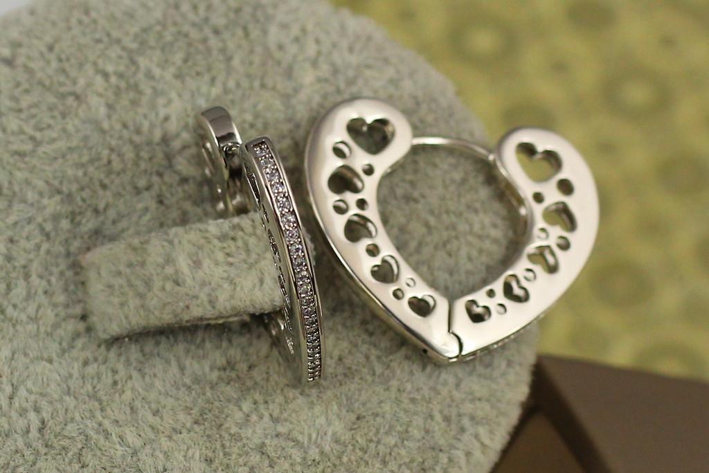 Сережки Xuping Jewelry Серце одна доріжка з бортиками 2 см Сріблястий (2090217116)