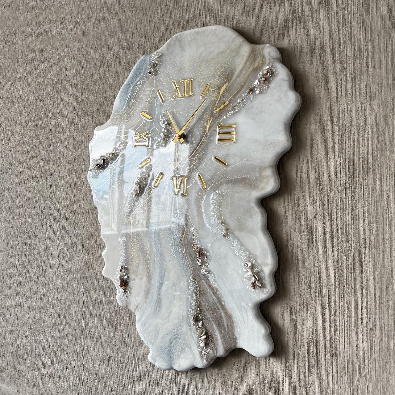 Часы настенные фигурные из эпоксидной смолы Срез камня 60х50 см