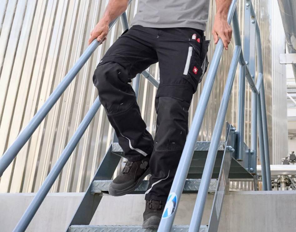 Штани робочі Engelbert Strauss Motion 2020 р. 50 Чорний (29694412) - фото 2 Штани робочі Engelbert Strauss Motion 2020 р. 50 Чорний (29694412) - фото 2