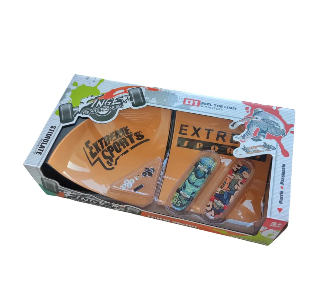 Набор фингерборд Skatepark fingerboard скейт- фингерборд с рампой и 2 скейта (505D)