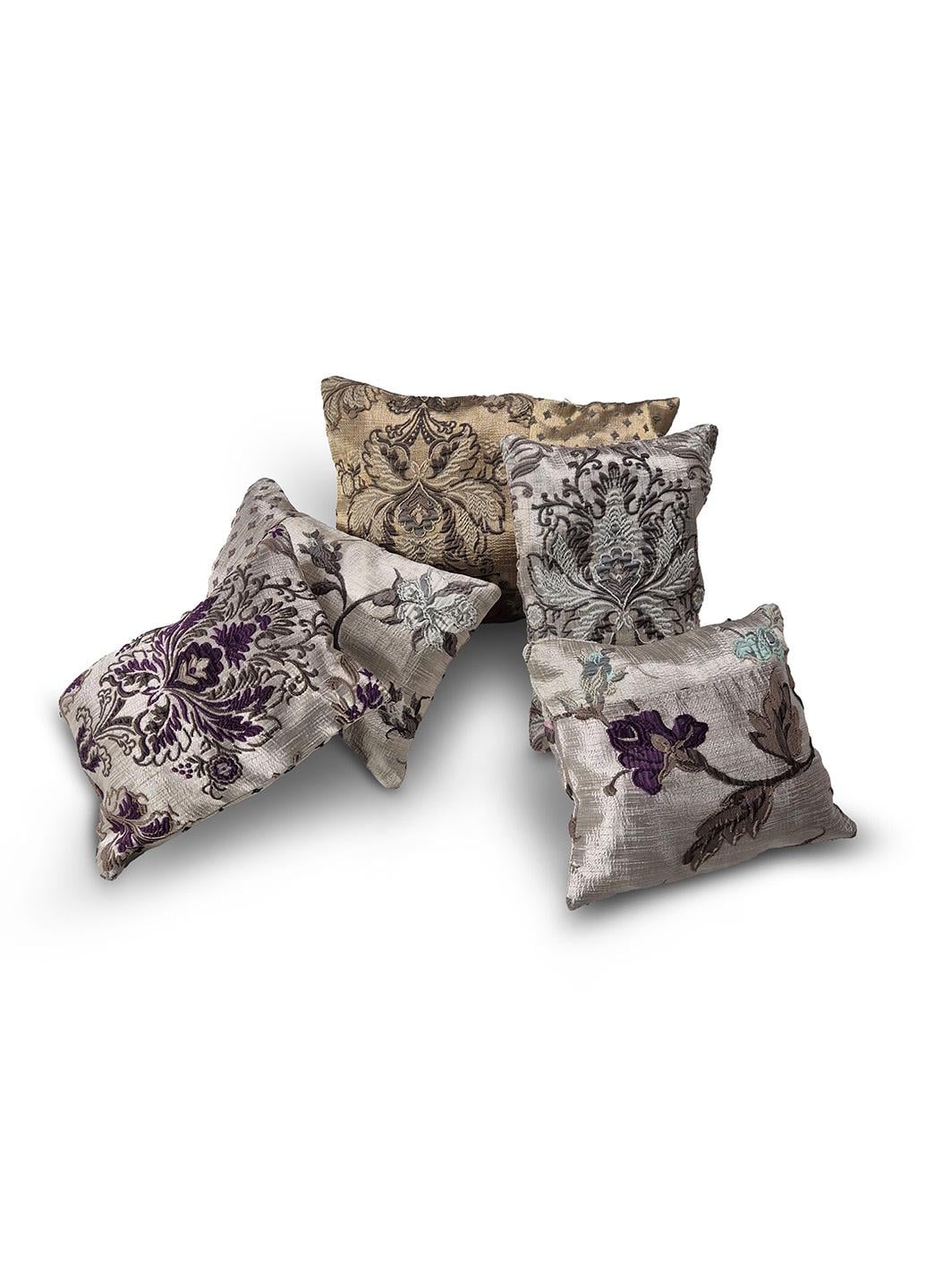 Комплект декоративных подушек Firanka Combi парча 27x19 см 3 шт./33x24 см/24x20 см Разноцветный (п_0863) Комплект декоративных подушек Firanka Combi парча 27x19 см 3 шт./33x24 см/24x20 см Разноцветный (п_0863)