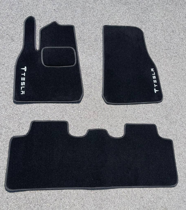 Коврики автомобильные ворсовые в салон для Tesla Model Y