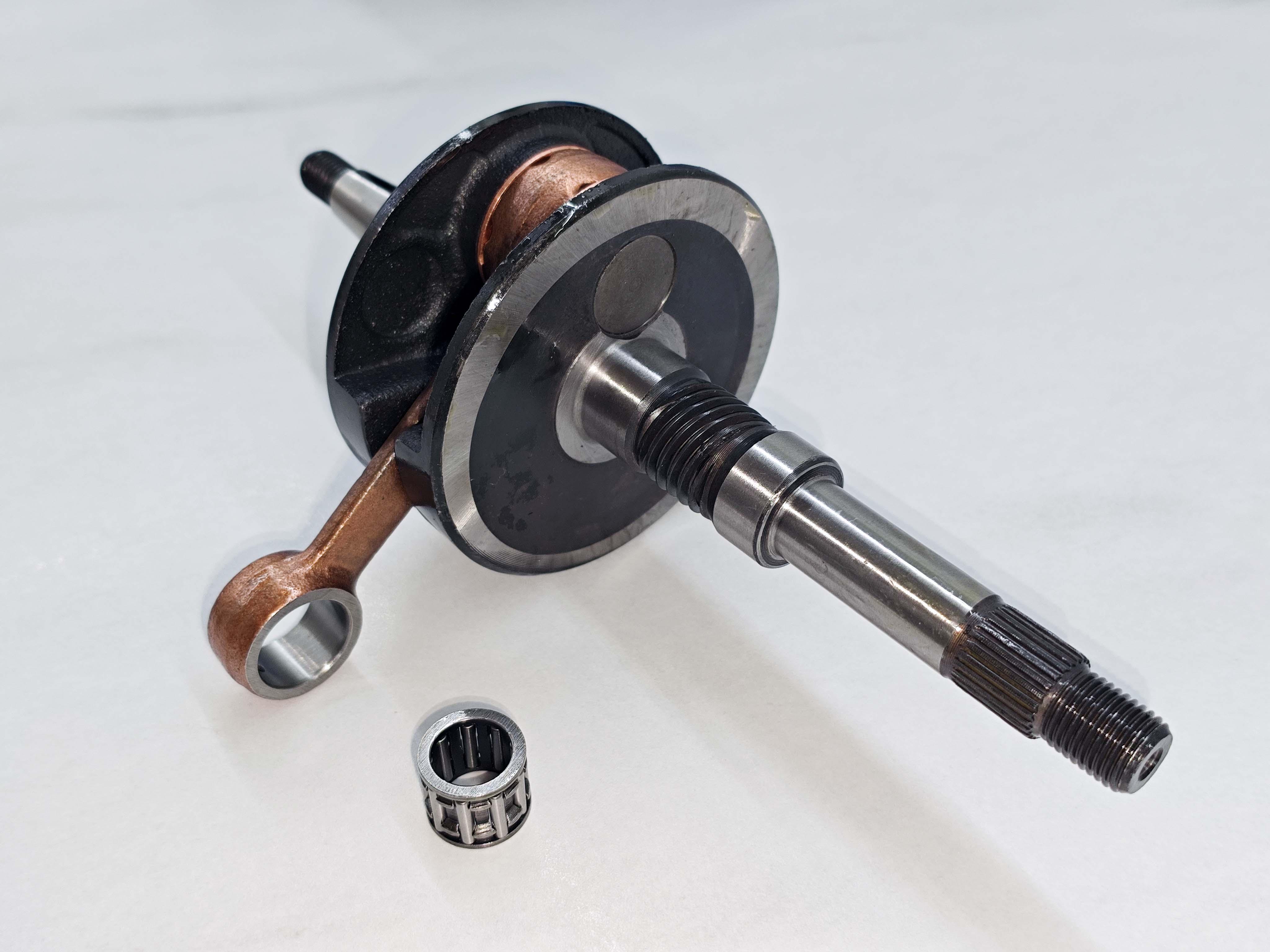 Коленвал KOMATCU скутера Honda Dio AF34 AF35 49,9 кубов щеки 32,5 мм (10379)