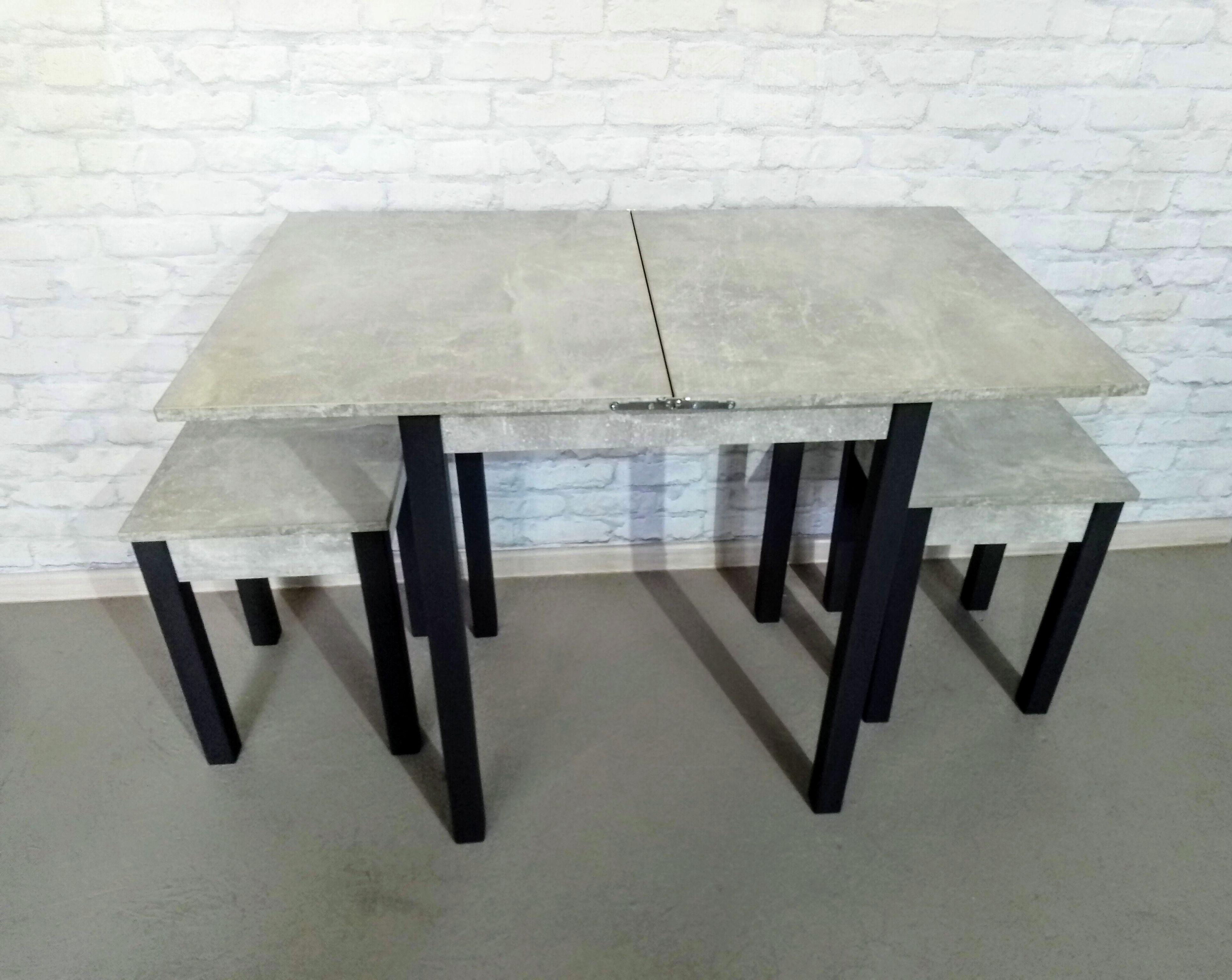 Обеденный стол и 2 табурета Смарт раскладной/ножки деревянные 60х50х75 см/34х34х45 см Бетон/Графитовый (0024)