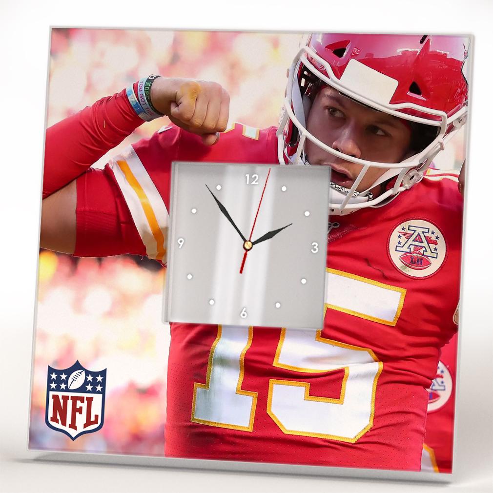 Часы Patrick Mahomes 260x260 мм (C04521)