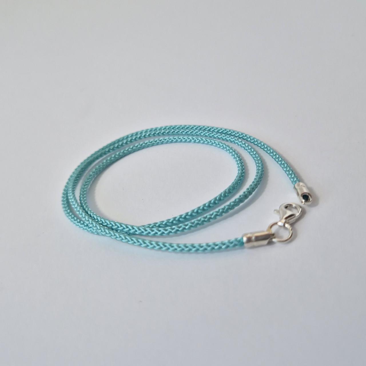 Шнурок на шию срібло 925 проби 0,98 г 2 мм 50 см Блакитний (6010/2ш) - фото 4 Шнурок на шию срібло 925 проби 0,98 г 2 мм 50 см Блакитний (6010/2ш) - фото 4