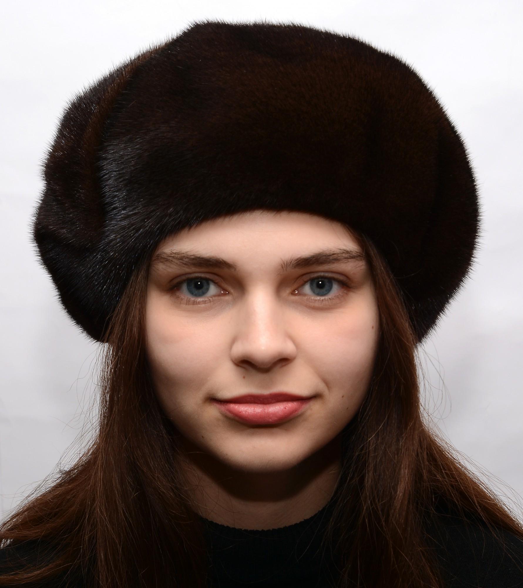 Женский зимний берет Меховой стиль Бант из натурального меха норки Коричневий (021/A)