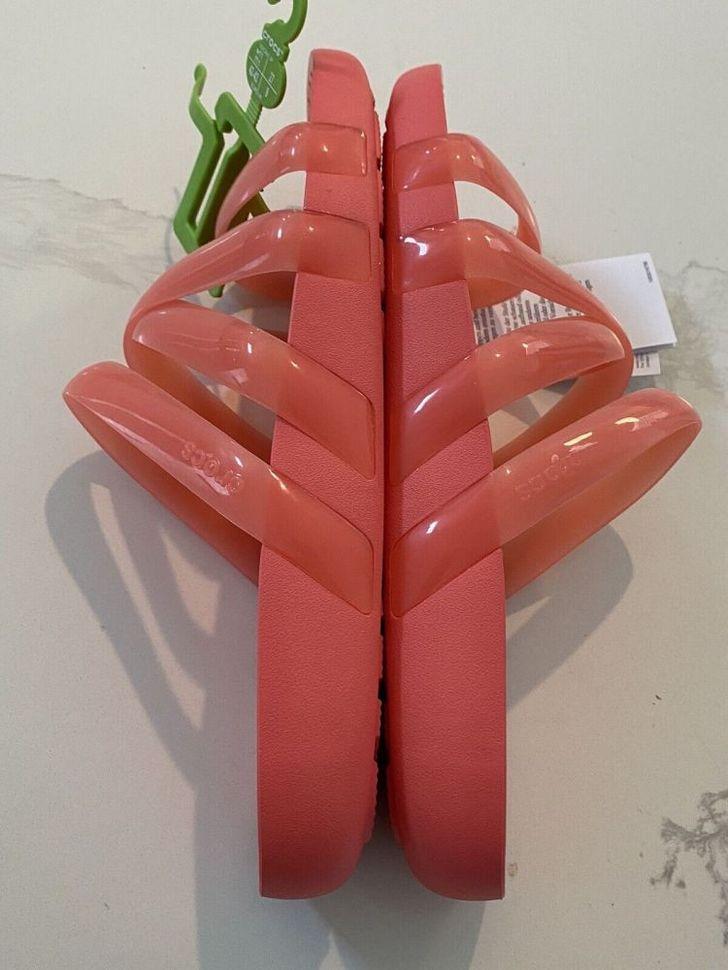 Шльопанці жіночі утеплені Crocs Splash Glossy Strappy Sandal Neon Watermelon р. 40-41 Помаранчевий (14844) - фото 9 Шльопанці жіночі утеплені Crocs Splash Glossy Strappy Sandal Neon Watermelon р. 40-41 Помаранчевий (14844) - фото 9