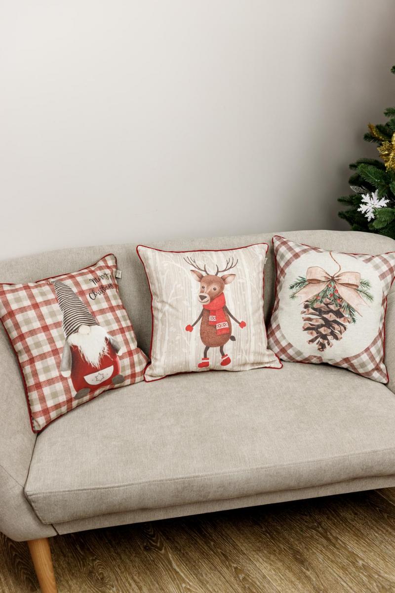 Наволочка декоративна Олень в шарфу 45х45 см (031696) - фото 3 Наволочка декоративна Олень в шарфу 45х45 см (031696) - фото 3