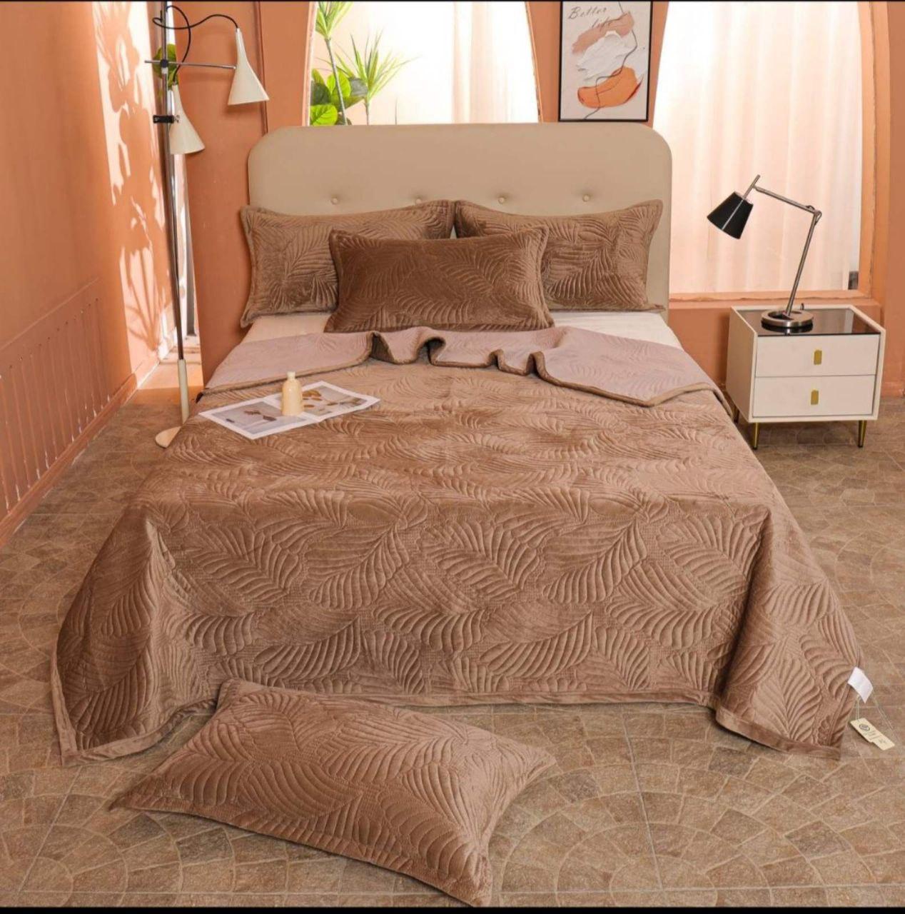 Плед велюровый с наволочками 210x230/50x70 см Коричневый (Д-vik-velur-pokruvalo-003) - фото 7