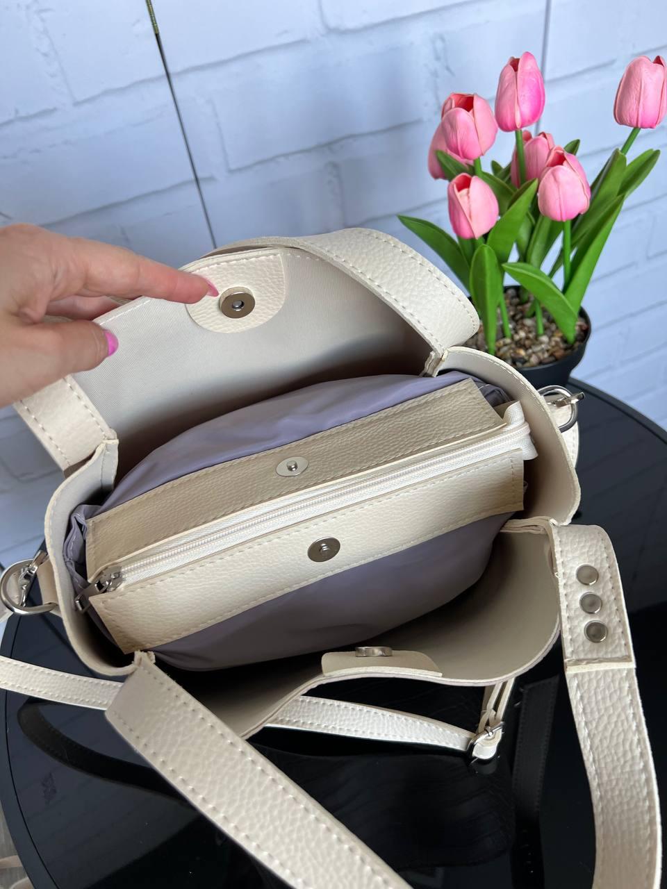 Сумка женская через плечо большая вместительная с принтом кроко экокожа 30х25х13 см Темно-бежевый - фото 5 Сумка женская через плечо большая вместительная с принтом кроко экокожа 30х25х13 см Темно-бежевый - фото 5